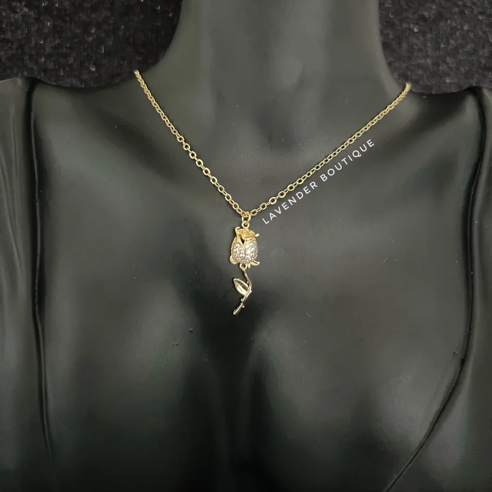 💎 NEW 14K Gold Plated Diamond Rose Flower Necklace & Earrings Set